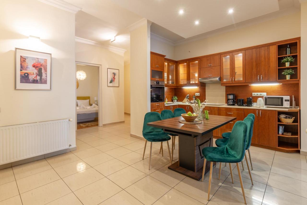 Apartment Gde Karoly Apartmant